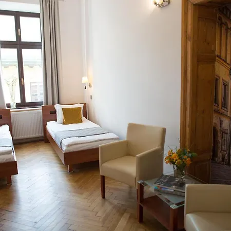 Tango House 3*