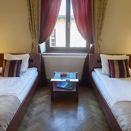 Tango House 3*